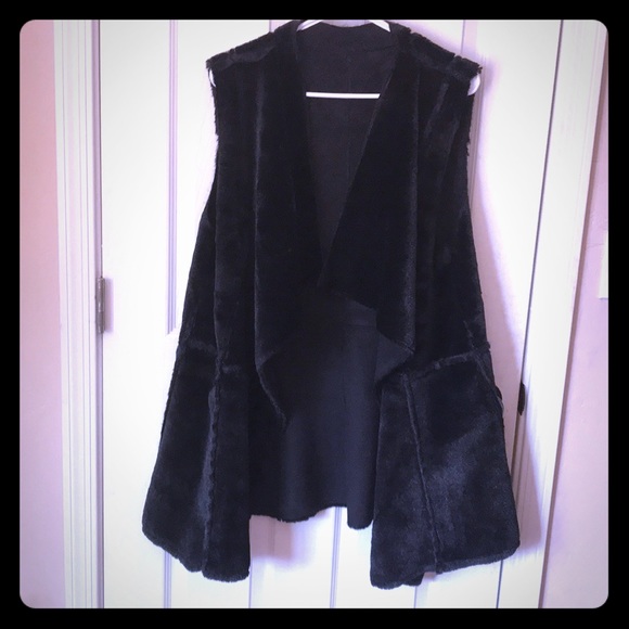 Vintage Faux Fur Draping Vest - Picture 1 of 7